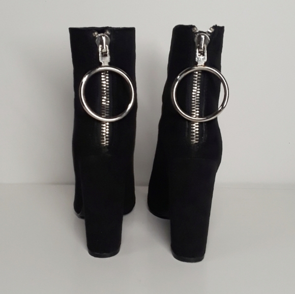PUBLIC DESIRE Fleek Silver O Ring Zipper Black Faux Suede Ankle Boots 7 - Picture 4 of 13